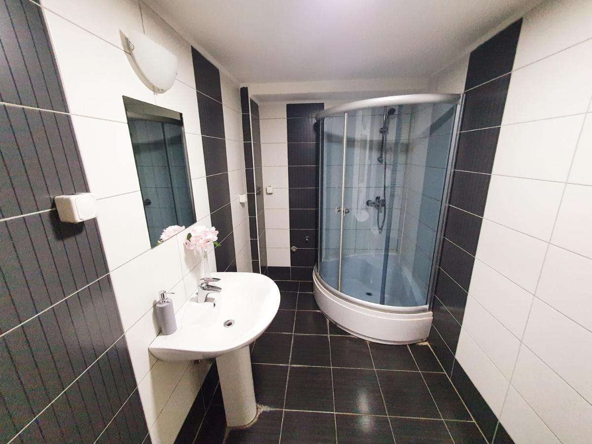 Central Station Skopje Apartment Ngoại thất bức ảnh